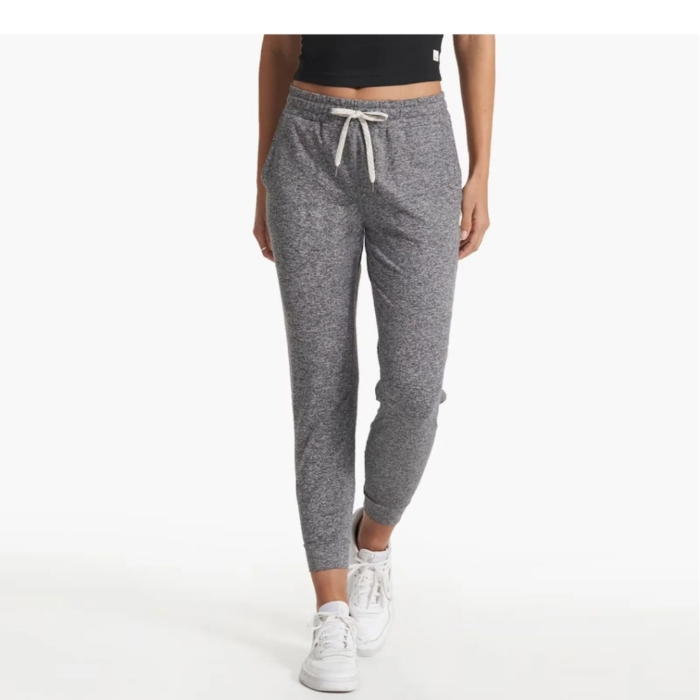 Vuori VW303 The Dashery Heathered Gray Lightweight Performance Joggers Women's M